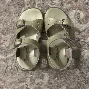 Footmates gold sandals